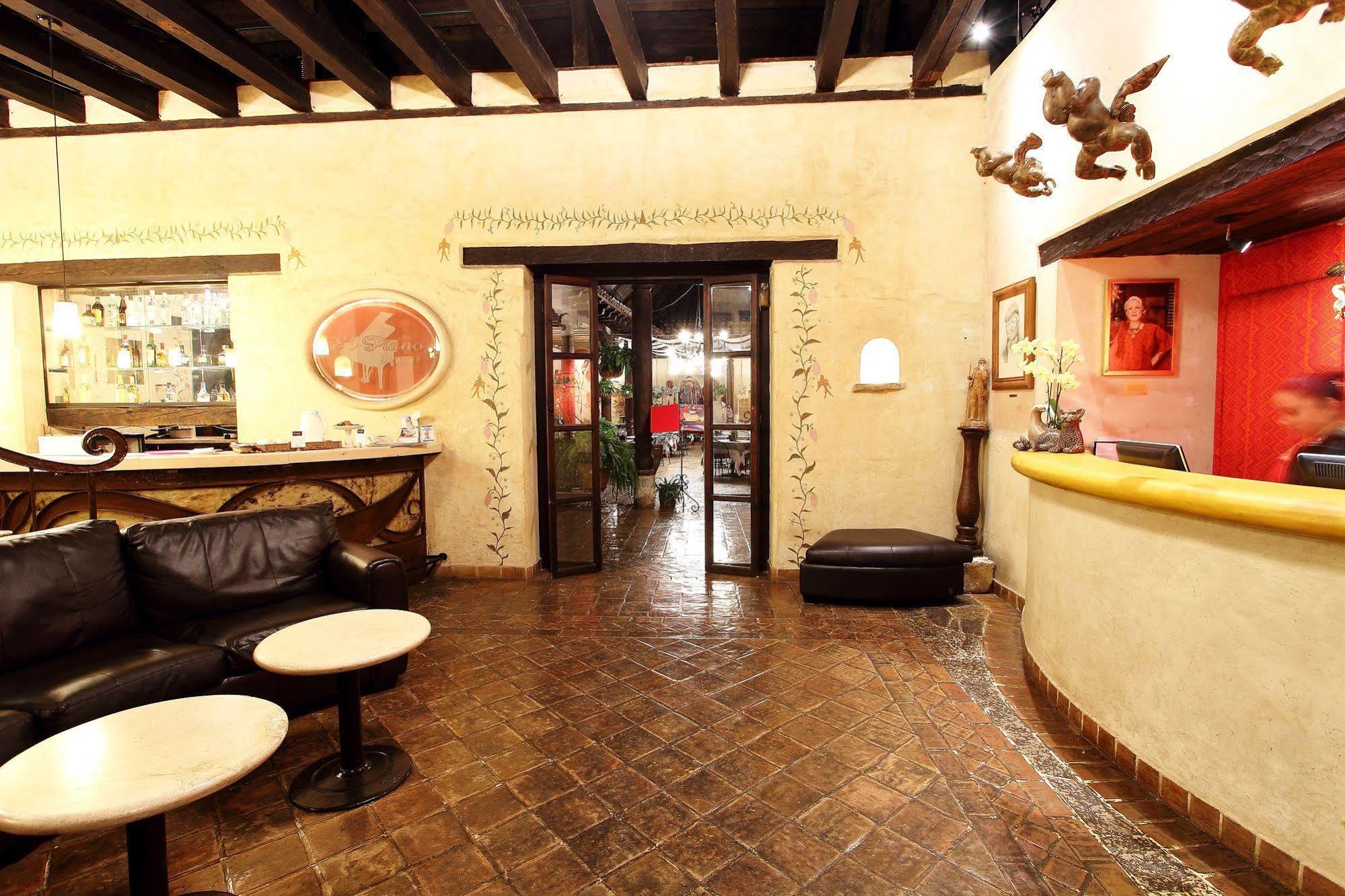 Mision Grand San Cristóbal de Las Casas Exteriör bild